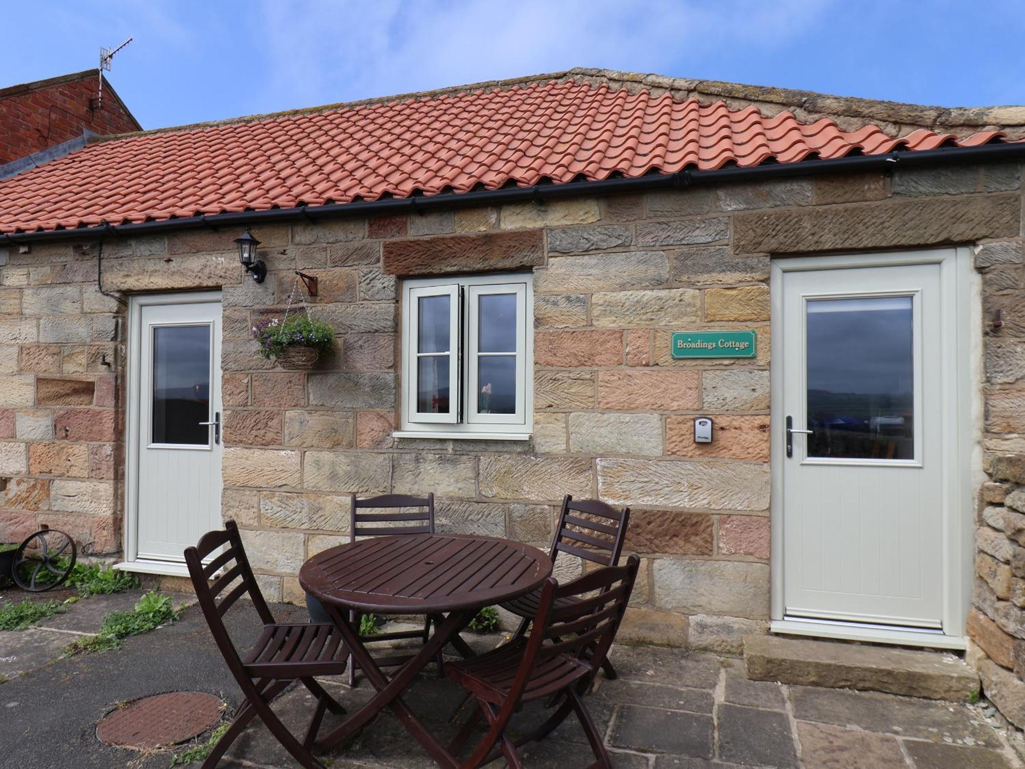 Broadings Cottage At Broadings Farm Whitby Bagian luar foto